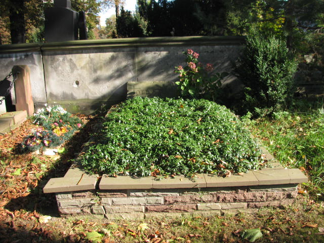 Grób Maria Diem